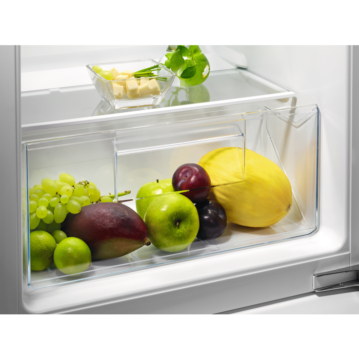 Zanussi - Integrated refrigerator - ZRAN88ES